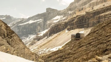 Dormir en refugios en el Trekking Monte Perdido: qué esperar